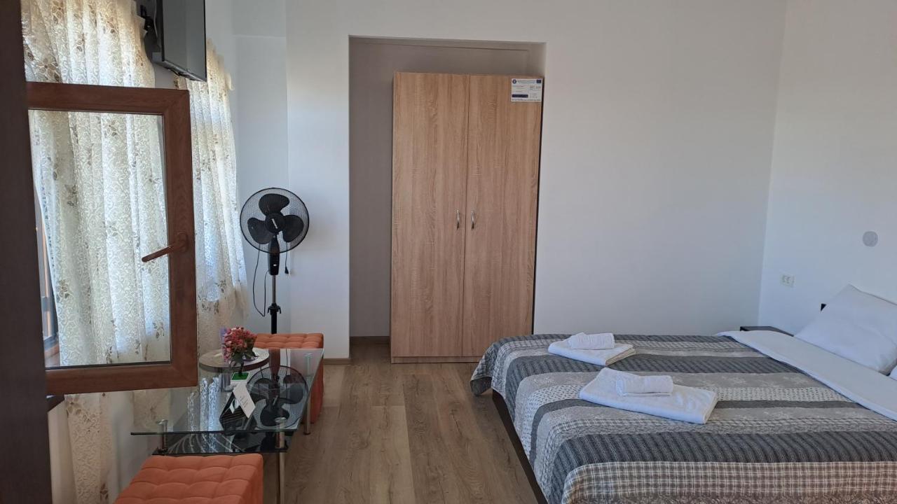 Agropensiunea Olteanu Niculitel Luaran gambar